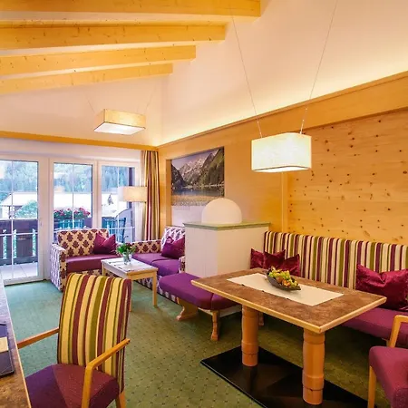 Saegerhof Hotel 4*