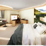Saegerhof 4*